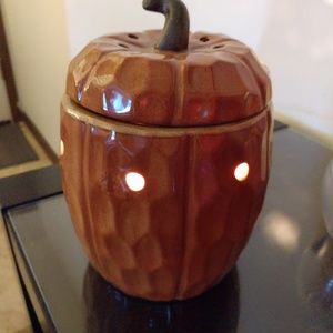 Scentsy Pumpkin Warmer